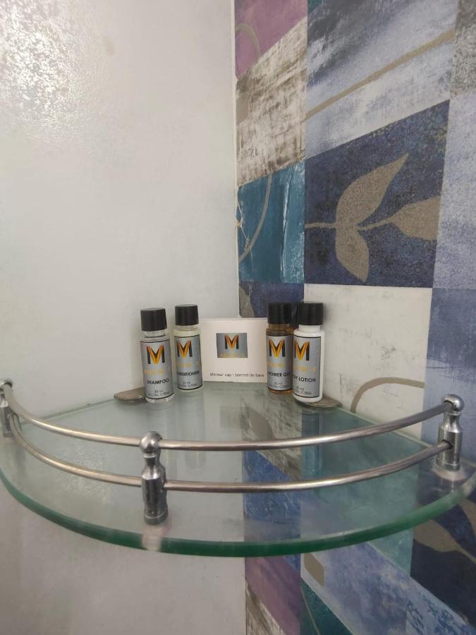 Villa M - Jia 4 Candolim Goa 3Bhk, Pool Facing, Near Beach, Free Breakfast, Free Wifi And Prime Location Aguada Bagian luar foto