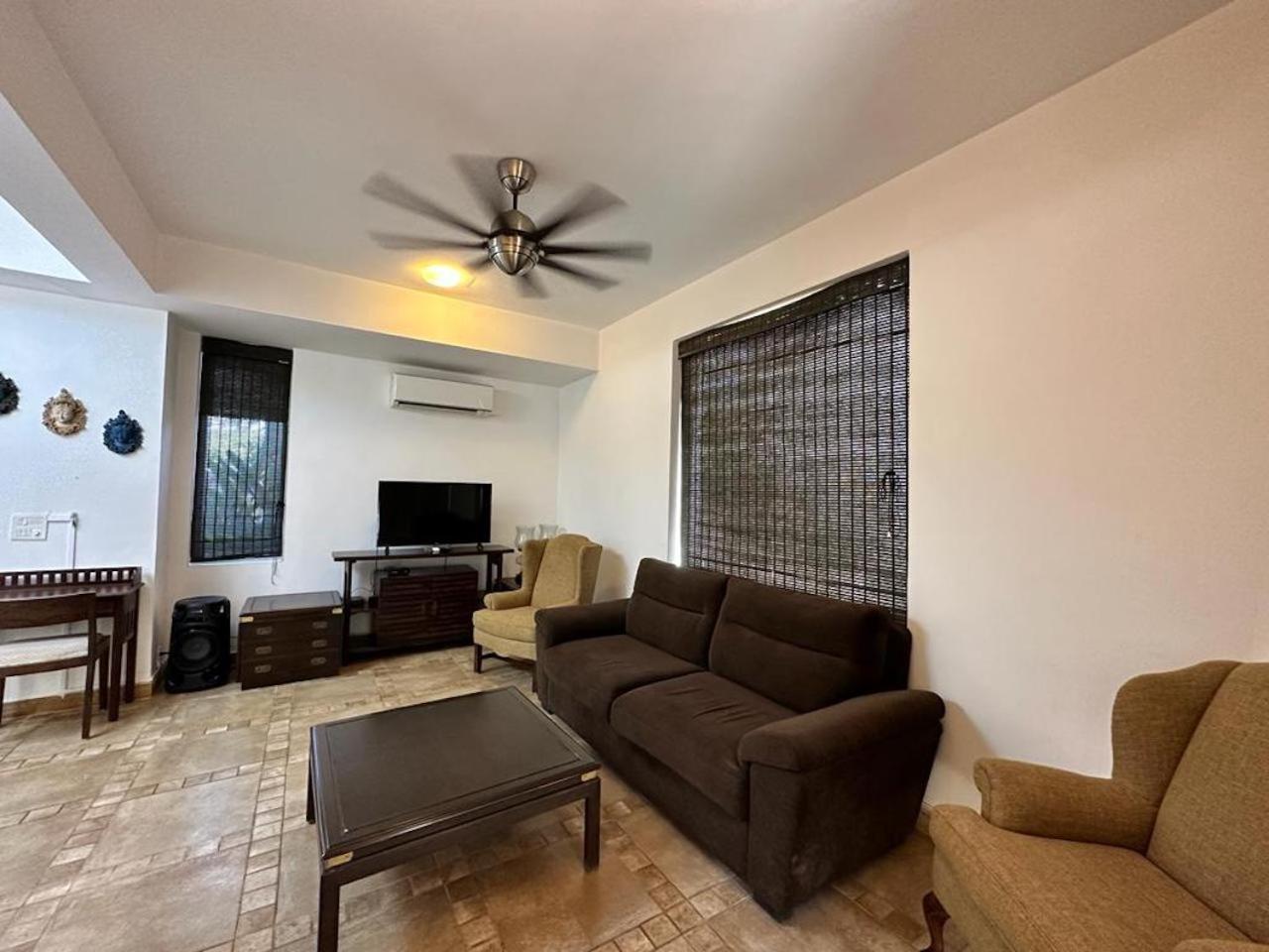 Villa M - Jia 4 Candolim Goa 3Bhk, Pool Facing, Near Beach, Free Breakfast, Free Wifi And Prime Location Aguada Bagian luar foto